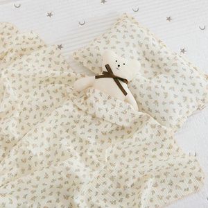 Coperte Coperta in mussola a 2 strati e cuscino per trapunta per bambini nati Biancheria da letto in cotone Telo da bagno estivo sottile fasciatoio