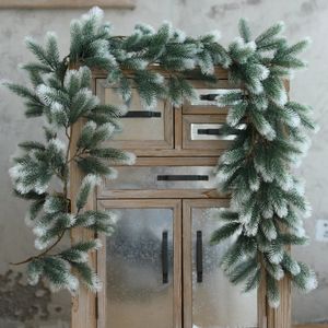 Dekoracje świąteczne 1PCS sztuczna girlanda sosna cyprysowa biała i zielona rośliny sezonowe na świąteczne świąteczne zimowe dekoracje na zewnątrz 231018