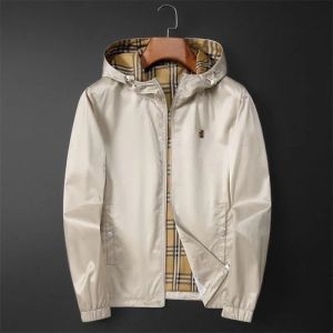 Designer mens jacket Spring and Autumn windrunner tee sports windbreaker casual zipper jackets clothing M-3XL