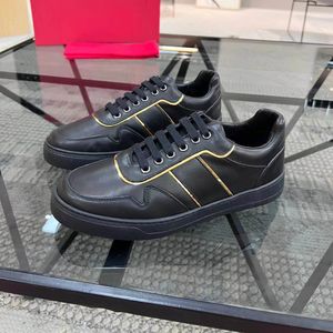 Designer Lace up Gancini Sneaker Shoes Men's Outdoor Sports Calfskin Leather Skateboard Walking Technical Mesh Comfort Footwear 08