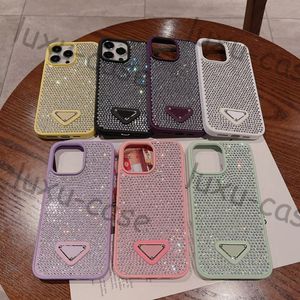 Luxury Glitter Triangle Designer Telefonfodral Bling Rhinestone Case för iPhone 15 Promax 11 12 13 14 Pro Max Fashion Women P Phonecase Pink