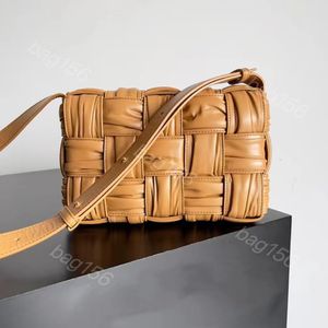 10a eyer çanta erkek cüzdan tasarımcı çanta çanta çanta tasarımcısı cüzdan kadın çantaları çanta lüks dokuma fırfır yastık çanta mini çanta moda omuz crossbody