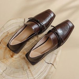 Sapatos de vestido Mulheres Bombas 2023 Outono Moda Mocassins Slip-on de Mulheres Clássico Bow-Nó Lazer Comutar Salto Alto Estilo Britânico