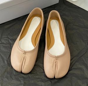 designerskie sandały przesuwane buty buty obcasy luzowe wysokie wycięte balet balet baletowy obcas czarny biały oryginalny skórzany materiał mokasyna designerskie obcasy kobiety