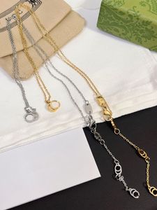 Ontwerper cadeau ketting letter hanger ketting hoge kwaliteit liefde sieraden eenvoudige stijl meisje lange ketting 18K goud reizen verjaardag familie ketting Y23402