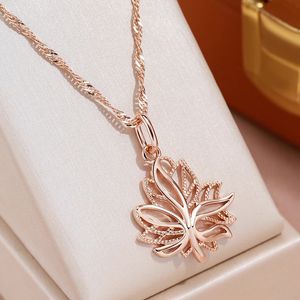 Chokers JulyDream Smooth Maple Leaf Pendant 585 Platerad guldfärg Fashion Women Necklace Party Match Elegant Choker Wave Chain Jewelry 231020