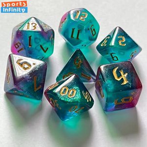 アウトドアゲームアクティビティダブルカラーの7 PC DICE POLYHEDRAL GOLD FONT DIGITAL DICES KIT TRPG RPG D20 D12 D10 D4 D4 D4 TABLE GAME BOARD GAMING 231020