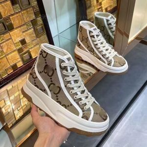 Designer High Top Canvas Shoes Lace up Beige Board Designer Tennis Shoe Fabric Trims Thick Sole sneakers Women Men Letter Printing Embroidery Platform Sneaker