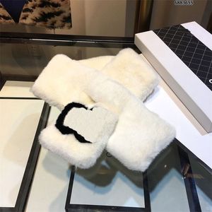 Fluffy Scarf Designer Brand Shawls Luxury Women Winter Scarves Outdoor Warm Neckware Women Letter Scarf Ladies Party Accessories 2 Colors