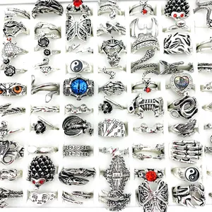 Wholesale 100PCs Rings For Men Women In Silver Color Fashion Jewelry Punk Style Skull Animals Snake
