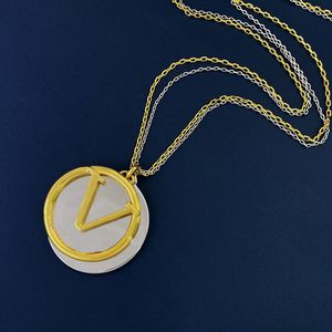 Fashion Luxuriou Women Gold Necklace Letter Logo Paired Smooth Large Disc Dual Color Double Layer Chain Lengthening Design Versatile Designer Lady Jewelry Pendant