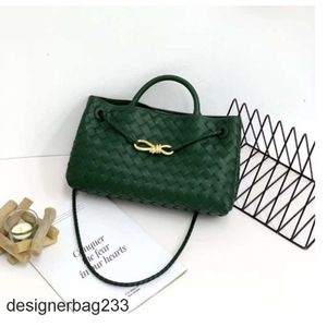 Venatas lüks yeni doğu/batı kız aniamo çanta tasarımcısı üst düzey dokuma bottaega crossbody eyer çanta kova deri bir omuz altı koltuk