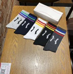 Длинные носки для пар на четыре сезона, носки до середины икры, чулки, хлопковые носки соответствующего цвета, дизайн соответствующего цвета