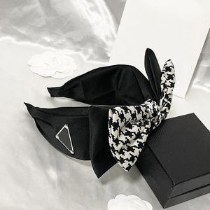 Дизайнерские повязки на голову в виде перевернутого треугольника с буквенным принтом, модный стиль, повязка на голову с бантом для женщин и девушек, Brandd Letter, высококачественные украшения для волос, модные аксессуары, подарок
