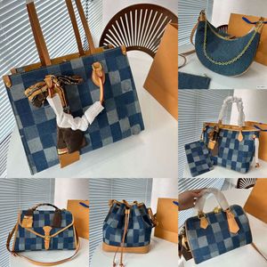 Designer check denim väska vintage axelväskor hink väska kedja påse snabbväska kvinnor tote väskor duk läder handväskor halvmåne slinga underarmsäck Purses shoppingväska