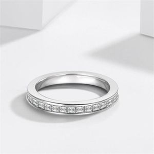 2021 Ny ankomst Simple Fashion Jewelry Real 100% 925 Sterling Siver Full Princess Cut White Topaz Cz Diamond Women Wedding Band R162F