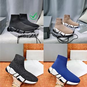 Designer Triple Socks Shoes Women Men Sneakers Slippers Casual Shoes Classic black white grey Vintage Hacker Cooperate Trainers 36-46