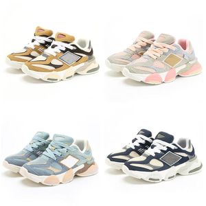 9060 Sneakers 996 23 Nya balanser Skor NB Kids Rain Cloud Grey Sea Salt Bricks Wood Bodega Age of Discovery Blue On Running Tn Big Kids Trainers Student