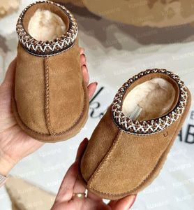 Criança Tasman II Chinelos Tazz Sapatos de bebê Crianças Pele de Castanha Slides Pele de Carneiro Shearling Clássico Ultra Mini Bota Mules de Inverno Slip-on Lã Little Big7564