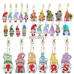 Noel Dekorasyonları 4/5 PCS 5D DIY Pırlanta Boyama Anahtarlık Sevimli Noel Goblin Gnome Sergililer Çift Taraflı Elmas Nakne Navidad Noel Hediyeler X1020