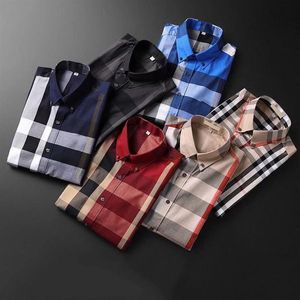 Mens Burbrerys Dress Casual Shirts Luxurys Slim Silk Designers T-shirts Long Sleeve fashion t business clothing plaid brands 17 co2313