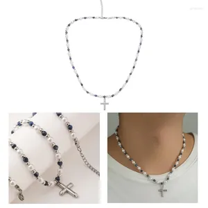 Pendanthalsband Rosary Cross-Shape Temperament Halsband Trend Ljus lyxiga kvinnor Män tröja Kedja Kvinnlig hiphop-icke-blekande smycken