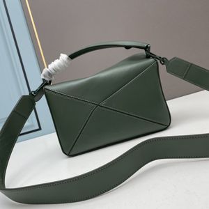 Designer Crossbody Bag Puzzledbag i liten version med avtagbar och justerbar axelrem