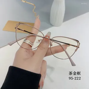 Óculos de sol quadros moda simples negócios oco para fora óculos de metal grande quadro anti azul miopia atacado para homens e mulheres tendência eyewear