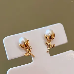 Kolczyki Dangle Madalena Sarara Freshwater Pearl Women Women Gold Stud Rose Shape Hard Luksus Elegant Au750