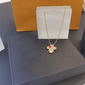 Ladies Floral Diamond Pendant Necklace With Box Trendy Crystal Bling Jewelry Unisex Street Party Charm Chain Exquisite Gift Neckla313e
