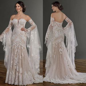 Abito da sposa a sirena bohémien sexy senza schienale con campana staccabile maniche lunghe Applicazioni in pizzo Abiti da sposa con scollo a cuore Fodera champagne Abiti da sposa da spiaggia