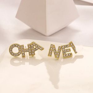 Дизайнеры брендов буквы Stud Clip Chain Золотая геометрическая знаменитая нержавеющая сталь женщин хрустальный стразы Сангроун Серьга Свадьба Свадебная вечеринка ювелирная вечеринка