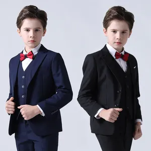 Abiti da uomo (5 articoli: blazer, gilet, camicia, pantaloni con papillon) Abito da ragazzo di fascia alta in stile britannico, tinta unita, vestibilità slim, banchetto