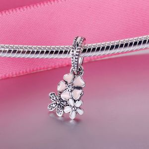 Rosa emalj Small Flower String hänge med diamantsmycken inlagd med ädelsmycken hänge boutique smycken bröllop engagemang Alla hjärtans dag gåva