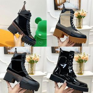 Laureate Platform Martens Çöl Boot Martin Süet Deri Şık Bej Koyu Gri Kış At Kadın Monogramlar Tuval Ayakkabı Tasarımcısı Lüks Moda S T68W#