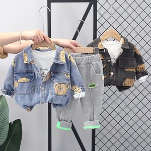 Clothing Sets Spring Autumn Children Boys 3PCS Clothing Set Cartoon Bear Denim Jacket Cotton Sweatshirts Casual Pants Baby Boy Clothes 231020