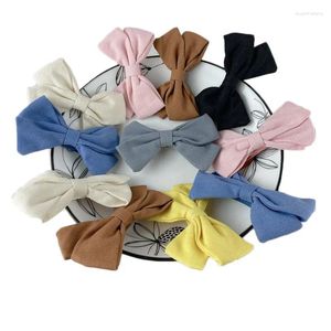 Saç aksesuarları 20pcs/çok sevimli katı pamuklu yaylar kız bebek için klips bowknot saç kılıfı butik saç tokaları çocuklar barrettes tavan toptan