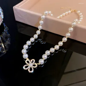 Kolye Kolyeler Kore tarzı Vintage Pearl Boş Çiçekler Çiçek Sergililer Kadınlar İçin Chokers String Boncuklu Modaya Modeli Klavikül Zinciri