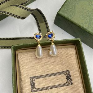 Błyszczące ruby ​​diamentowe kolczyki urok Kobiety Pearl wisiorek zbiesek z wytłoczonymi pieczątkami Sapphire Studs z prezentem Box256z