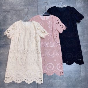 Designer Dress New Women's French Hollow out Embroidery Style Loose and Slim Short Sleeve Dress