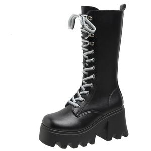 Buty 2023 Zimowa platforma skórzana kolano wysoki buty retro punk wysokość rosnąca długa kobieta koronkowa botki Majer 231019