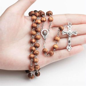 2020 Katolska korshalsband religiösa träpärlor Rosarinhalsband Kvinnor Long Strand Halsband Bön Jesus smycken gåva2660