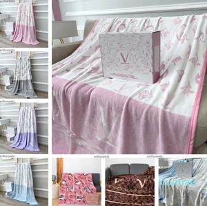 Designer Blanket Warm Letter Blankets Soft Winter Fleece Shawl Throw Blankets Home Sofa Bed Cover Camping Picnic Shawl Cashmere Home Room Decor Christmas Gifts