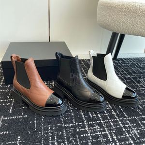 Kvinnor läder chelsea ankelstövlar plattform slip-on runda platta mode tossor chunky lyxiga svarta ankelstövlar martin riddare stövlar designer stövlar kvinnor