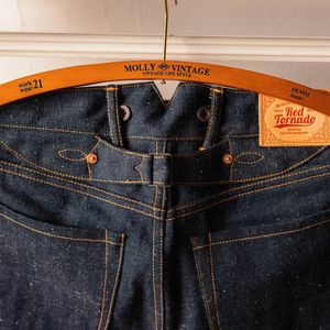 Mäns jeans röda tornado avsmalnande jeans vintage mäns selvedge denim smala benbyxor 231020