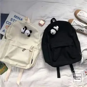 Sacos de compras Moda Panda Pendurado Mochila Feminino Estilo Bonito Luz Nylon Mulheres Viajam Alta Qualidade À Prova D 'Água Escola SAC