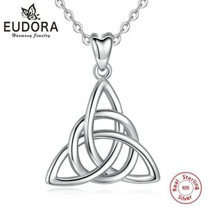 Pendanthalsband Eudora Real 925 Sterling Silver Triangle Celtics Knot Pendant Neckalce Women Fashion Sliver Jewelry For Birthday Present Box Cyd138 231020