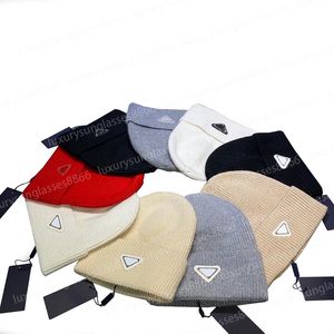 Gorro de malha de designer de moda outono/inverno chapéu térmico engrossado para homens e mulheres