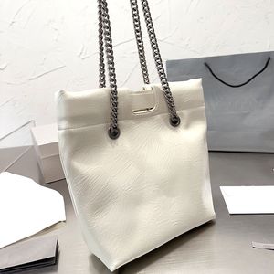 The texture of the new veal leather bag type bright wrinkled plastic bag hand, hand, armpit and anticlinal back are beautiful with the gift box