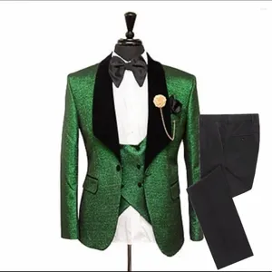 Men's Suits Style Groomsmen Green And Black Groom Tuxedos Shawl Lapel Men Wedding 3 Piceces ( Jacket Pants Vest Tie ) D149